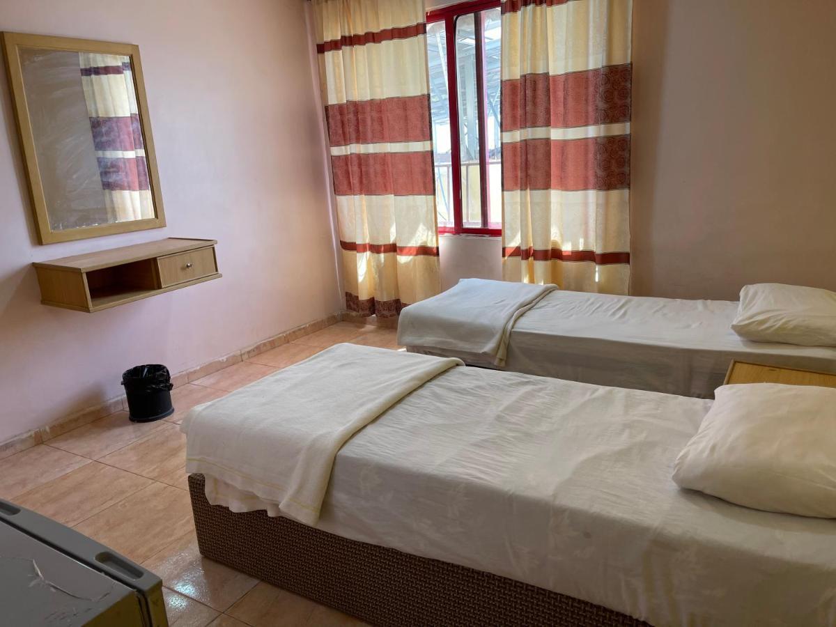 فندق شاطى القمر-Moon Beach Hotel Aqaba Ngoại thất bức ảnh